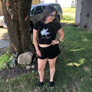 Meet your Posher, Meagan